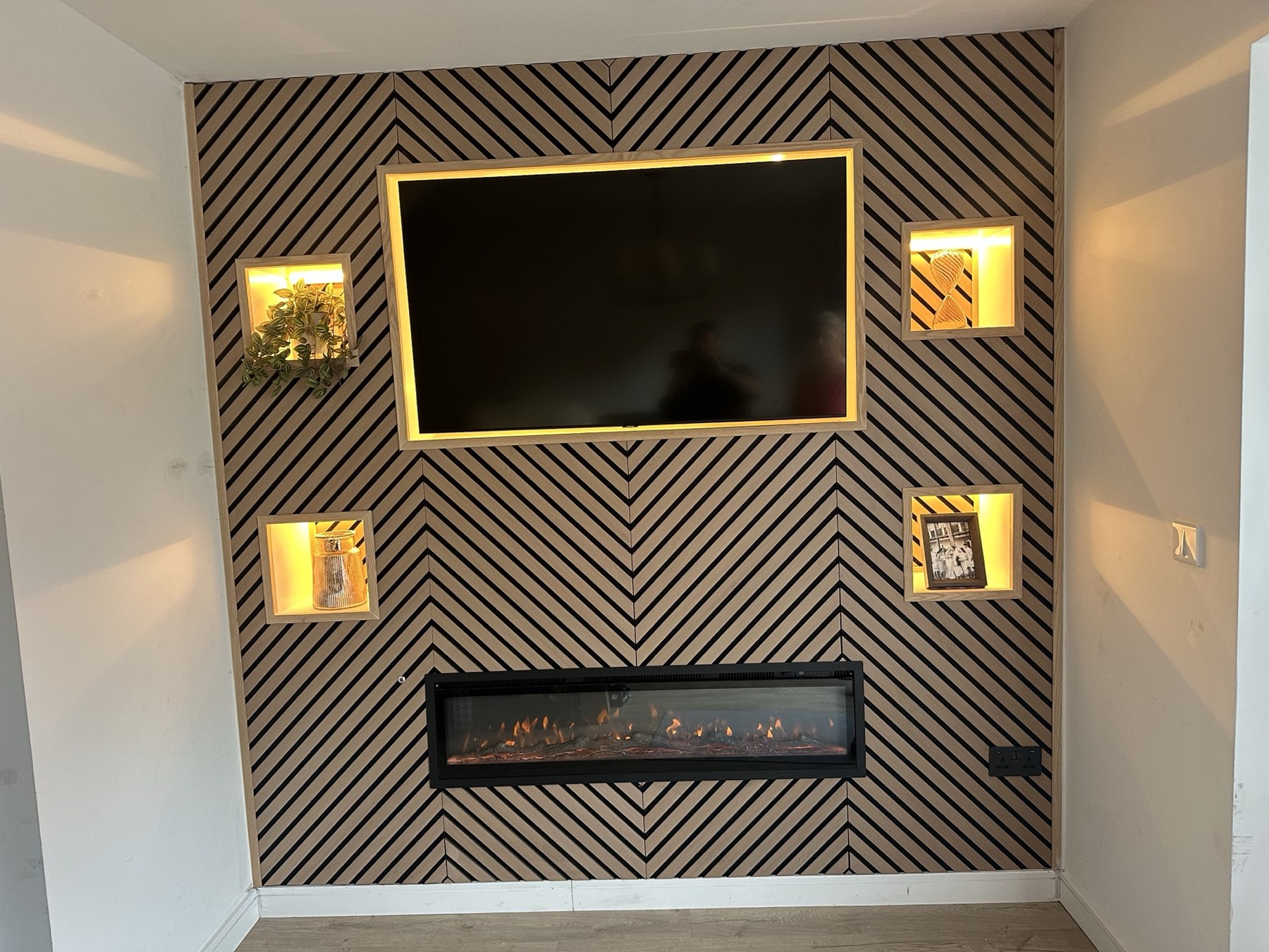 Media wall project at Holborough Lakes